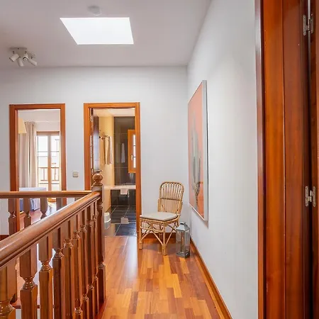 Caletas Teguise - A Wonderful 5 Bedroom - Perfect For A Large Group